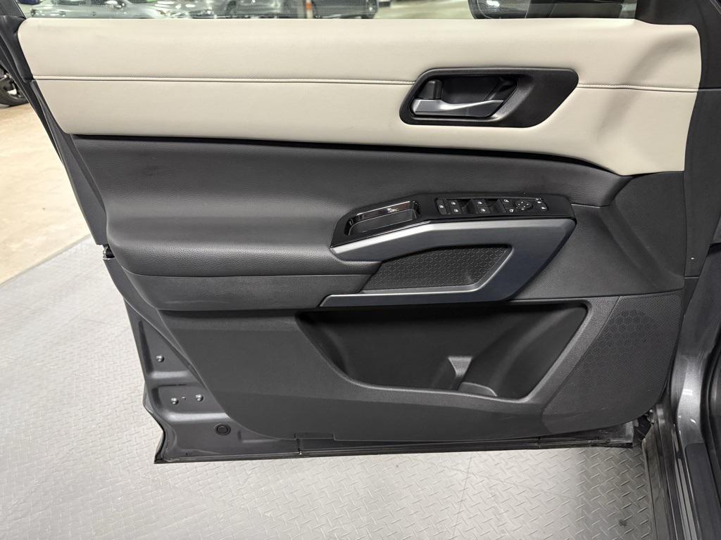 used 2023 Nissan Pathfinder car, priced at $34,950