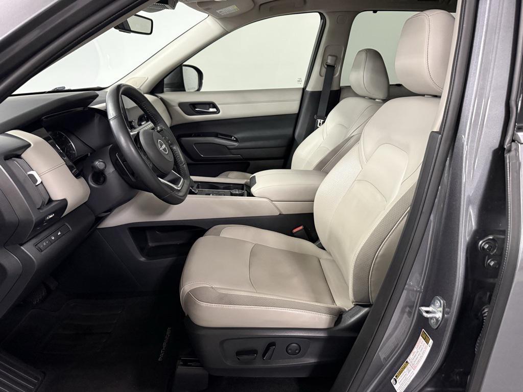 used 2023 Nissan Pathfinder car, priced at $34,950