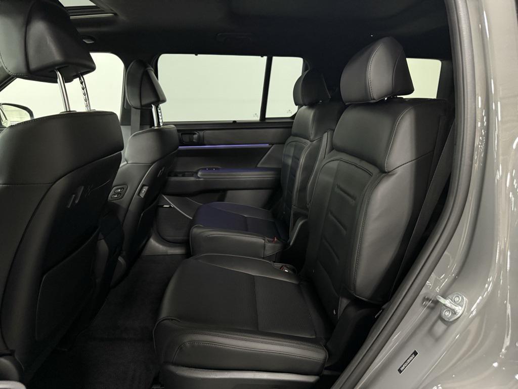 used 2024 Hyundai SANTA FE HEV car, priced at $42,950