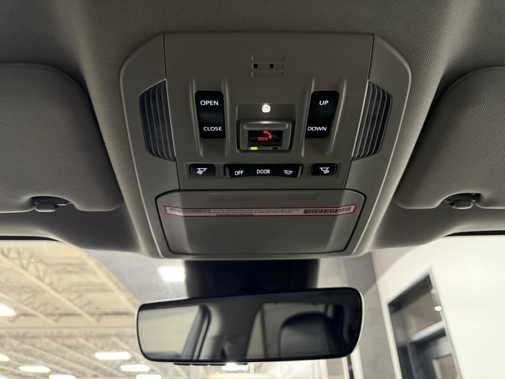 used 2023 Toyota Highlander car, priced at $37,950