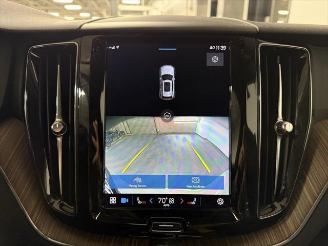 used 2022 Volvo XC60 car, priced at $40,495