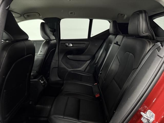 used 2019 Volvo XC40 car, priced at $23,950