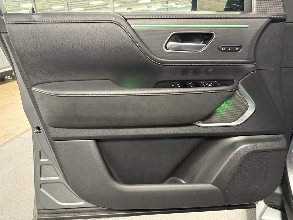 used 2025 INFINITI QX80 car, priced at $76,950