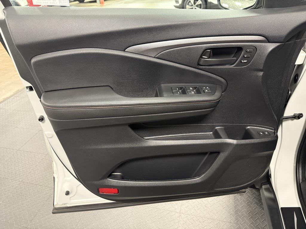 used 2022 Honda Passport car, priced at $37,950