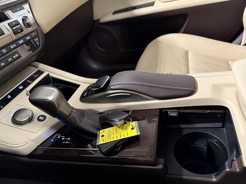 used 2016 Lexus ES 350 car, priced at $25,950