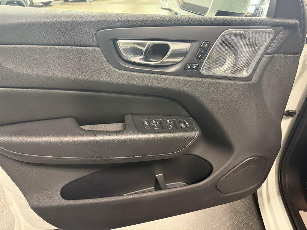used 2022 Volvo XC60 car, priced at $43,495