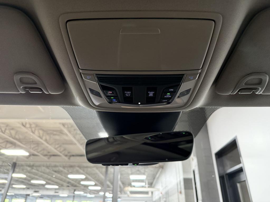 used 2022 Acura MDX car, priced at $40,950