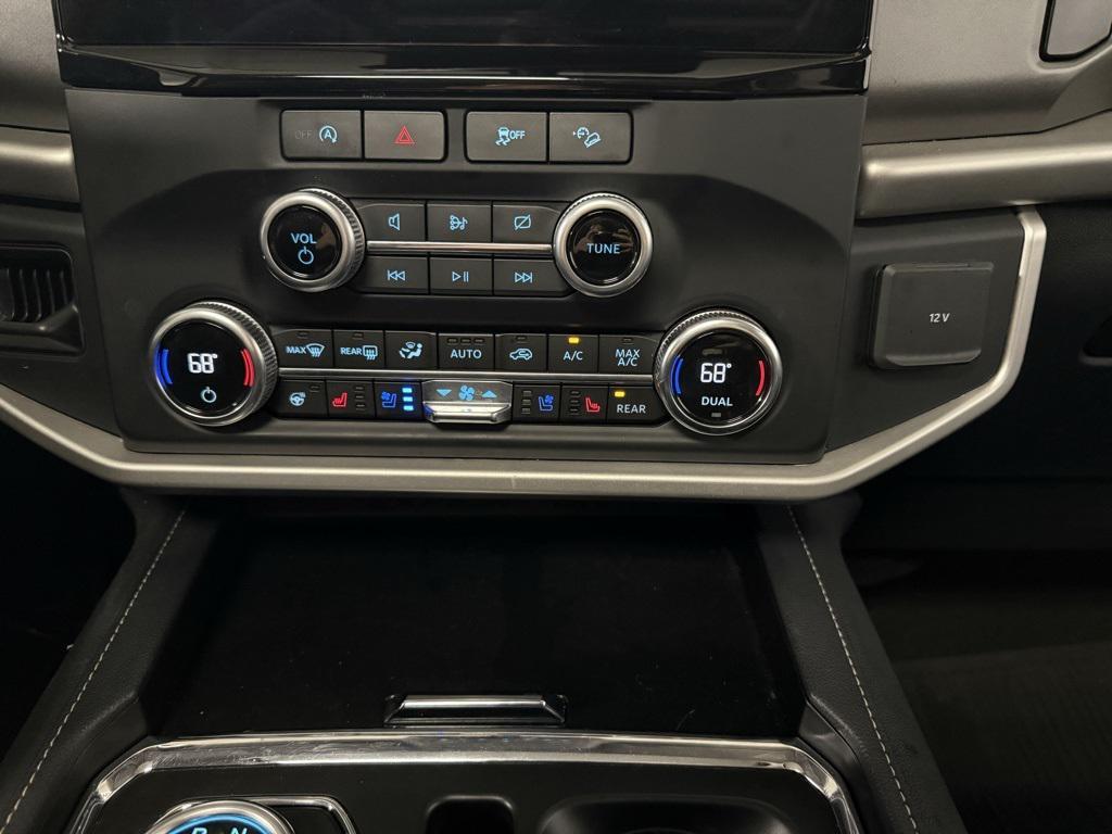 used 2024 Ford Expedition car, priced at $58,950