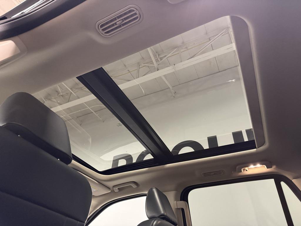 used 2024 Ford Expedition car, priced at $58,950