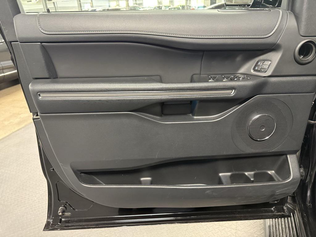 used 2024 Ford Expedition car, priced at $58,950