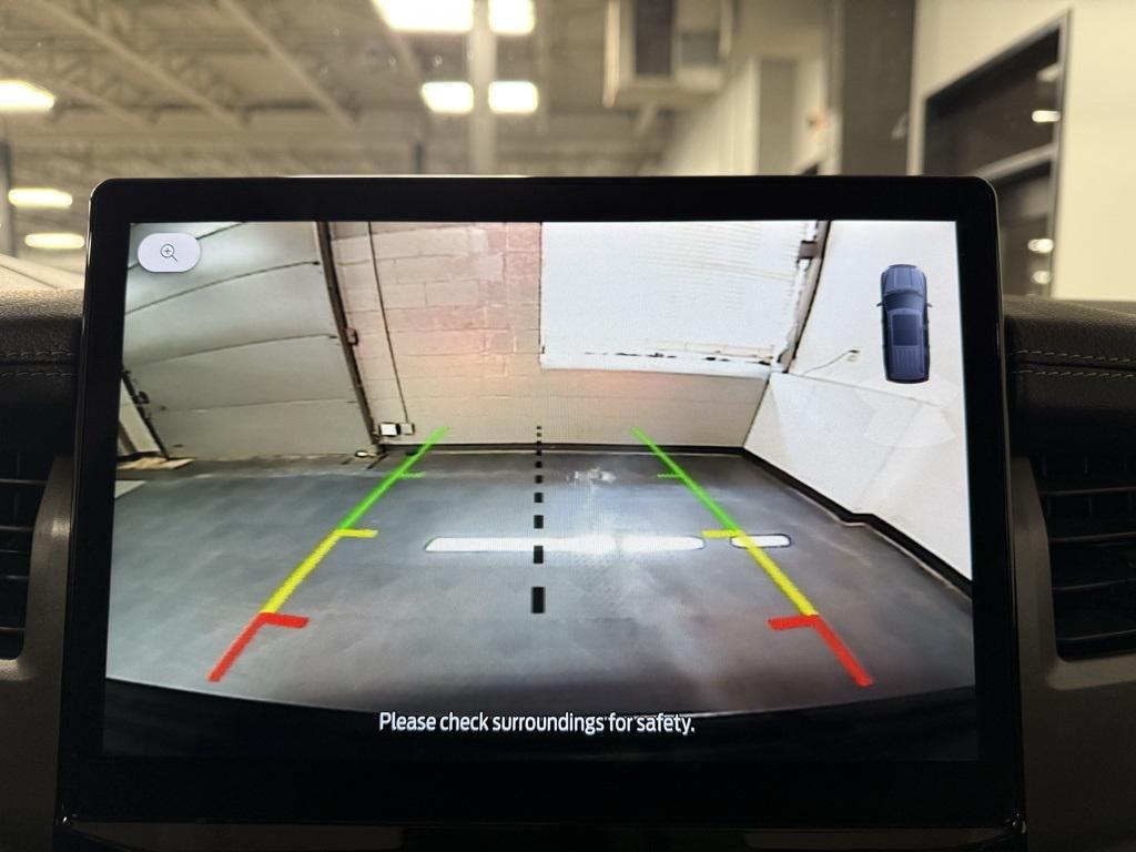 used 2024 Ford Expedition car, priced at $58,950