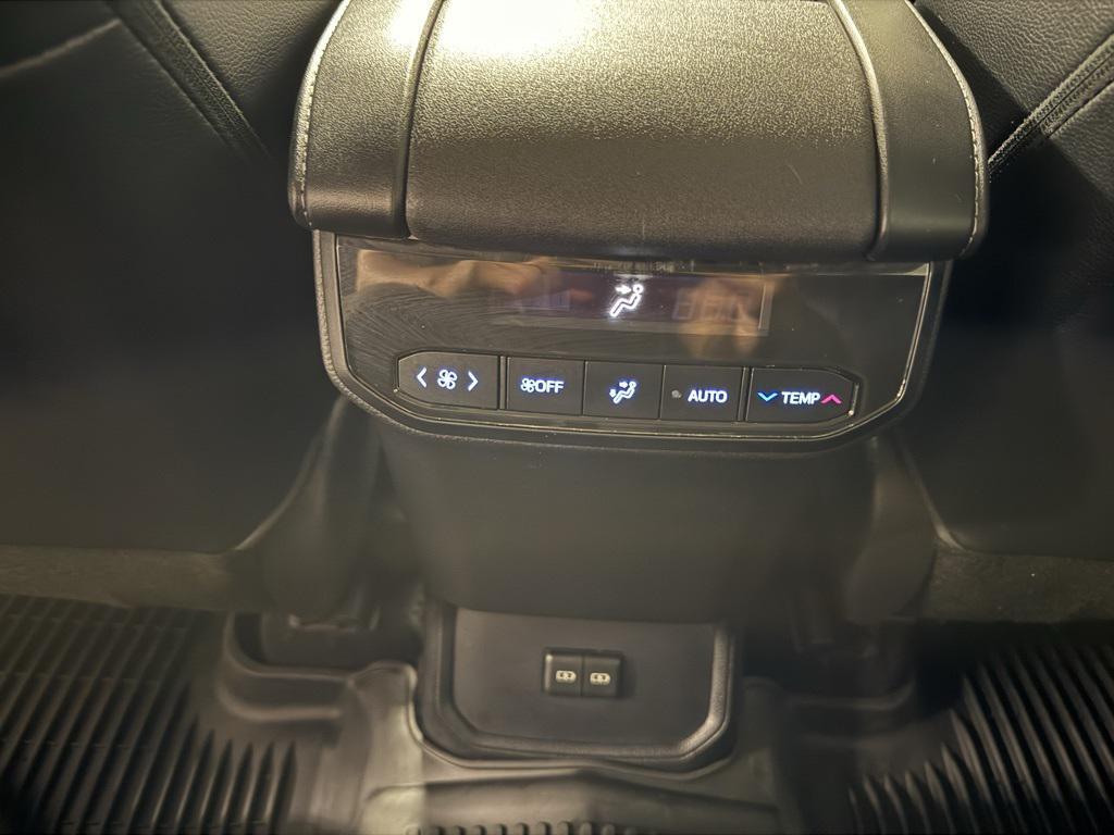 used 2022 Toyota Highlander car, priced at $41,950