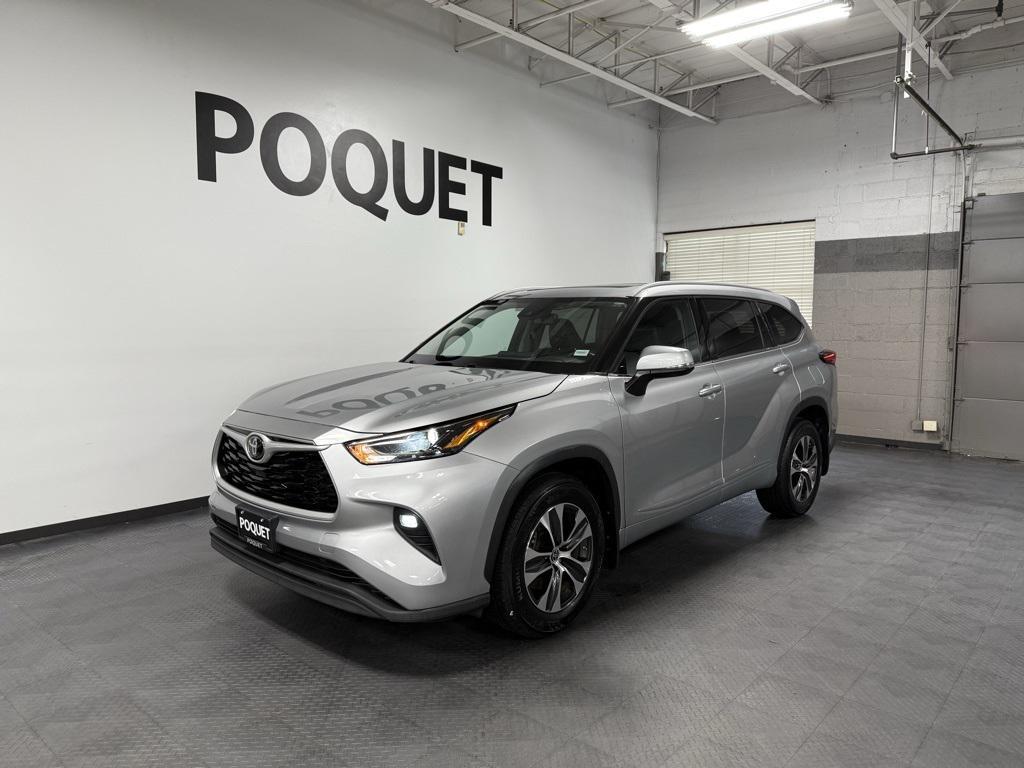 used 2022 Toyota Highlander car, priced at $41,950