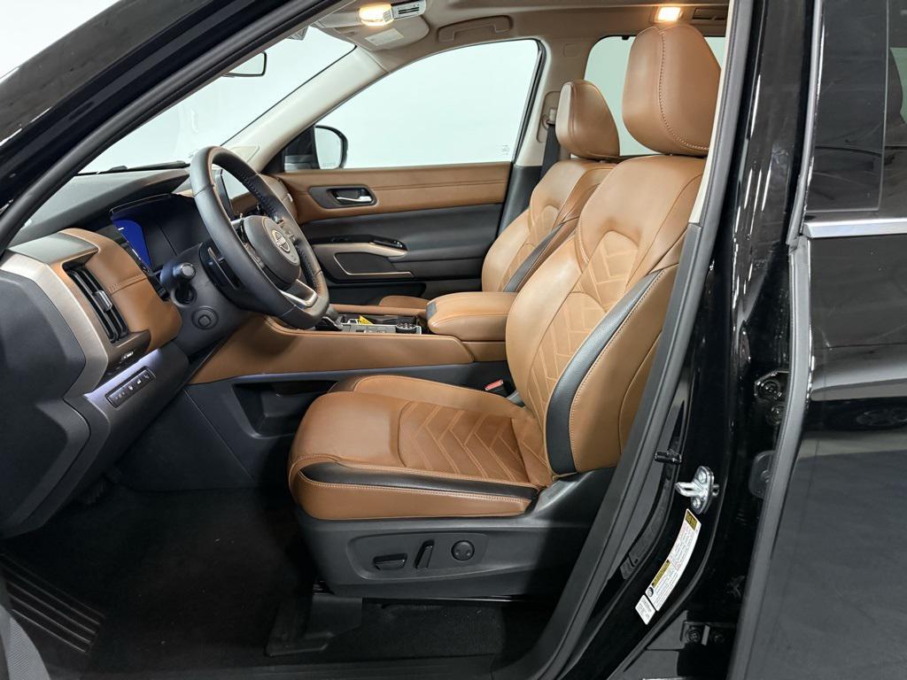 used 2024 Nissan Pathfinder car, priced at $42,950