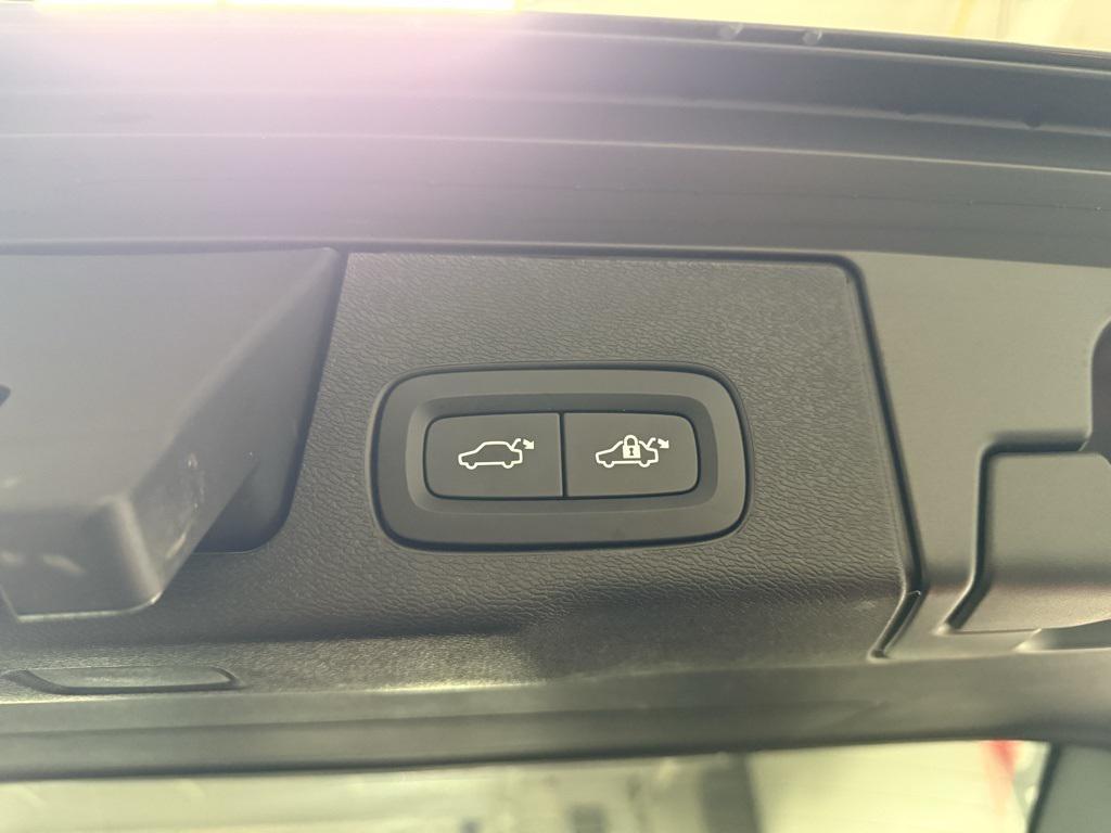used 2024 Volvo XC60 car, priced at $42,950