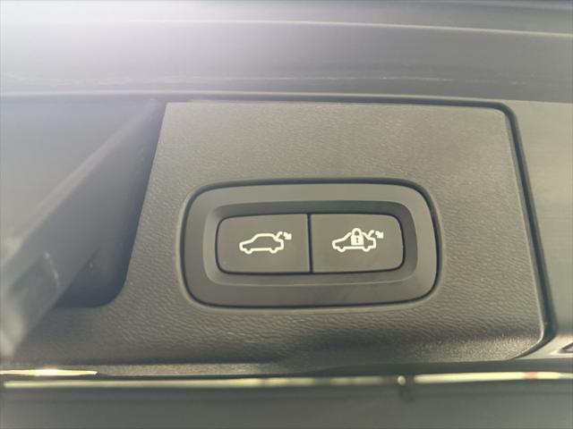used 2018 Volvo XC60 car, priced at $21,950