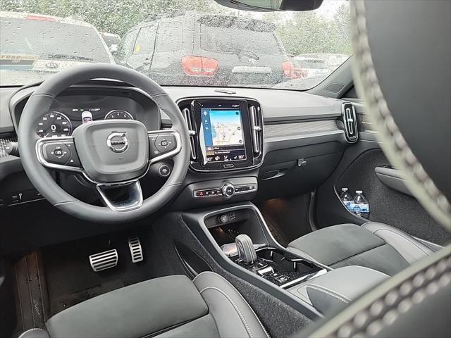 used 2022 Volvo XC40 car, priced at $37,950