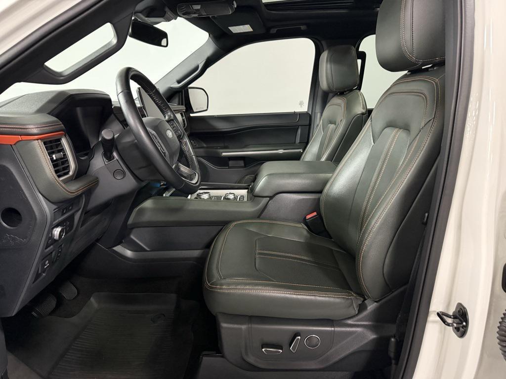 used 2022 Ford Expedition car, priced at $59,950