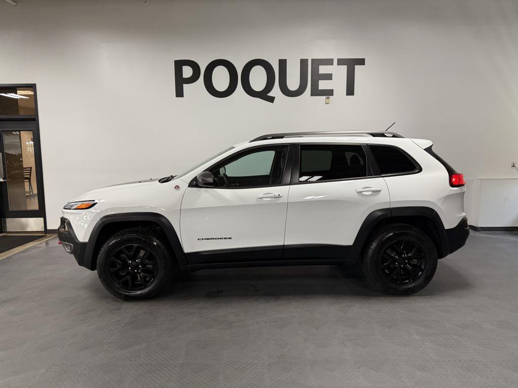 used 2015 Jeep Cherokee car, priced at $15,950