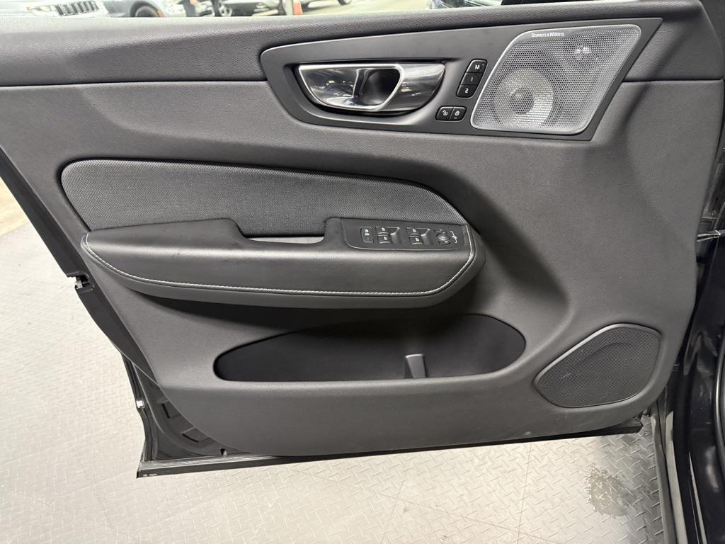 used 2021 Volvo XC60 car, priced at $34,950