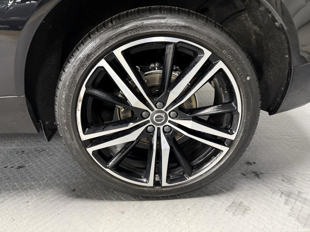 used 2021 Volvo XC60 car, priced at $34,950