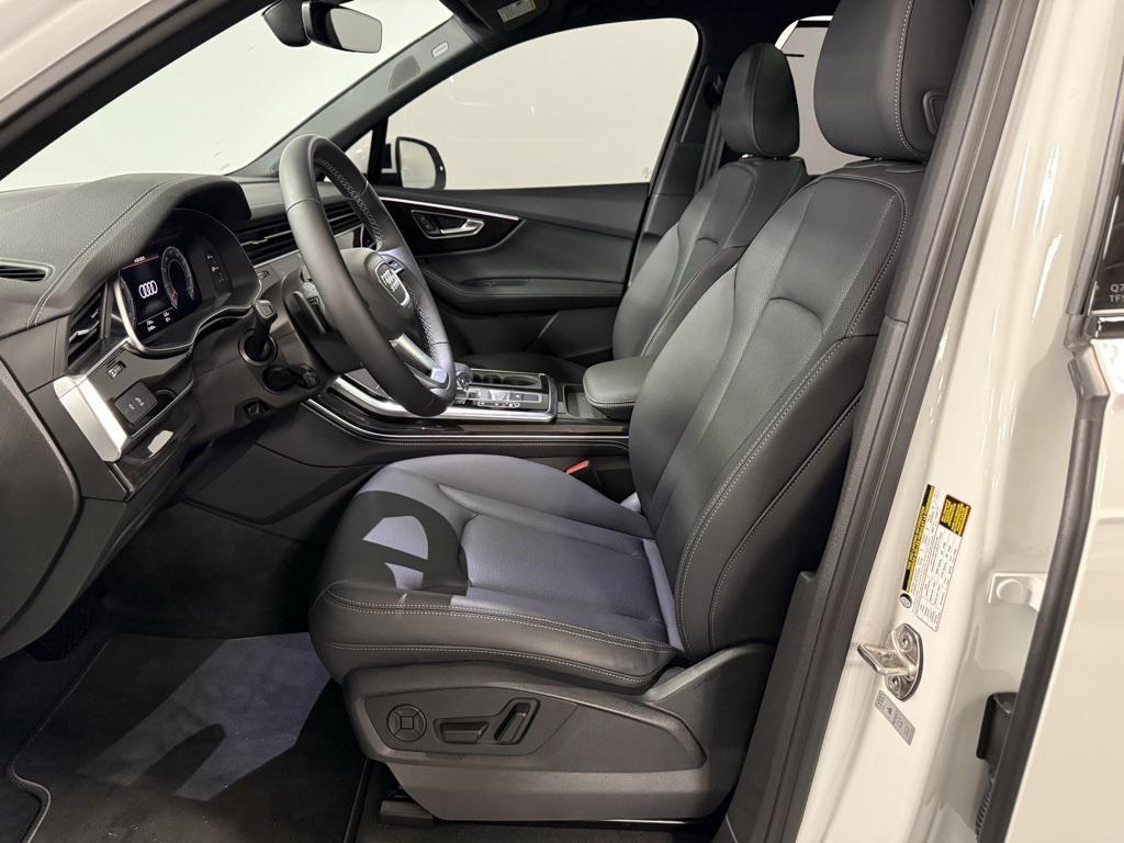 used 2025 Audi Q7 car, priced at $64,950
