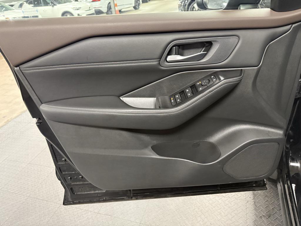 used 2023 Nissan Rogue car, priced at $27,950