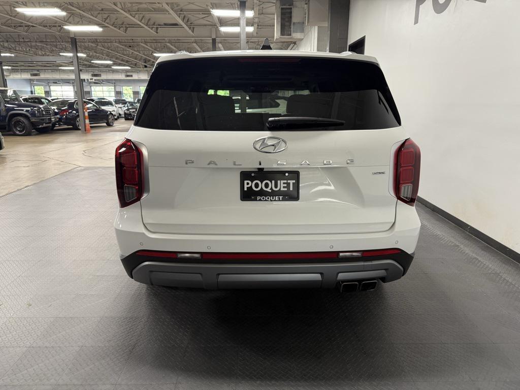 used 2024 Hyundai Palisade car, priced at $43,950
