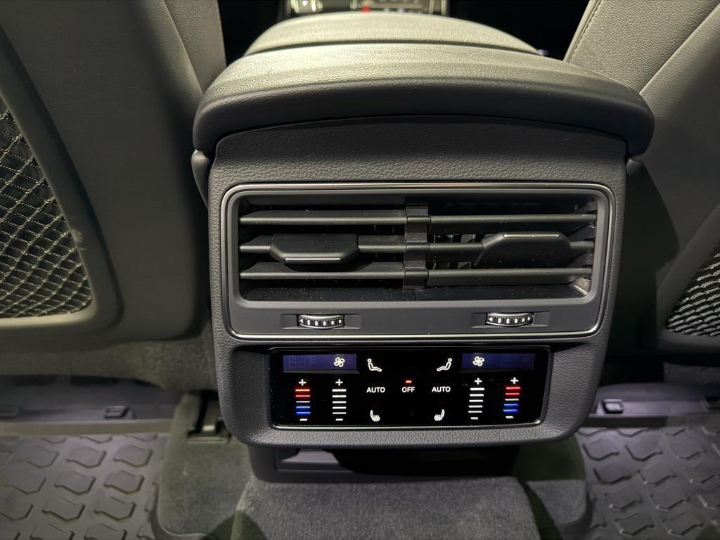 used 2025 Audi Q7 car, priced at $64,495