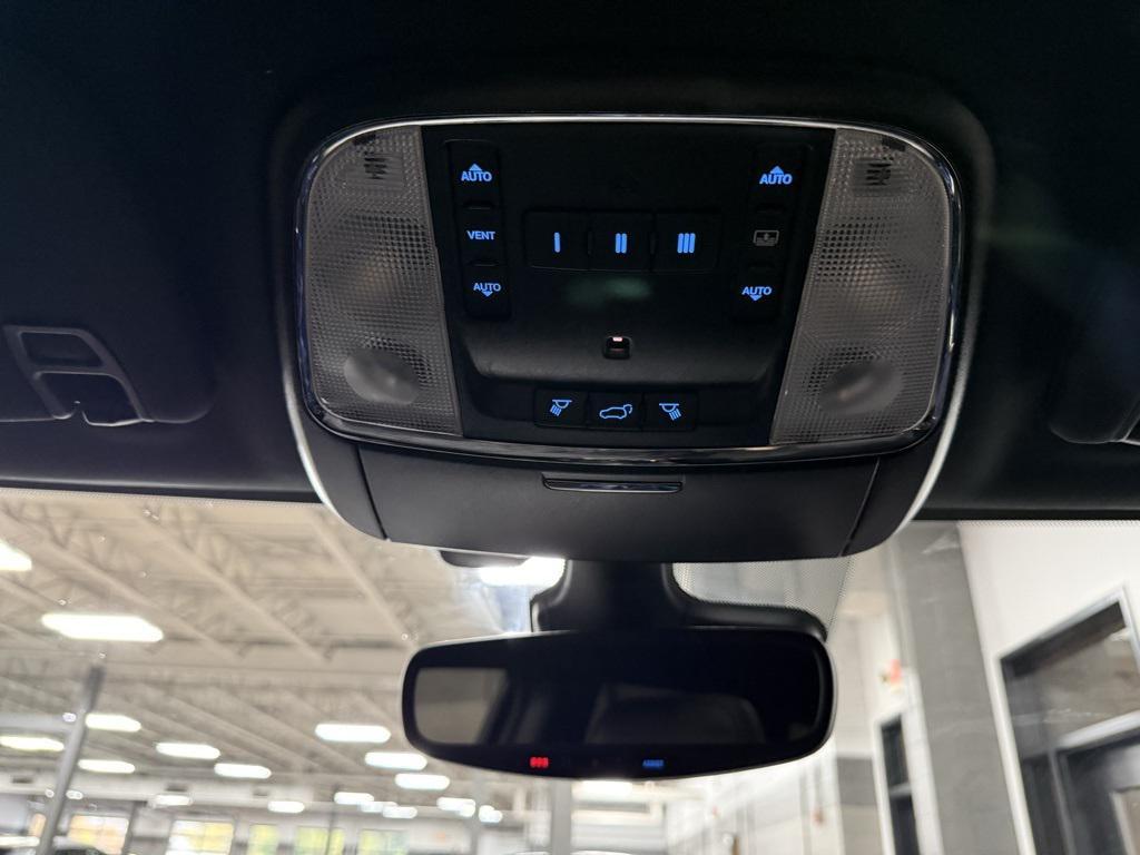 used 2020 Jeep Grand Cherokee car, priced at $27,950