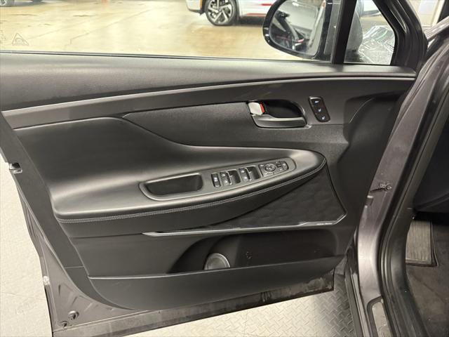 used 2022 Hyundai Santa Fe car, priced at $34,950