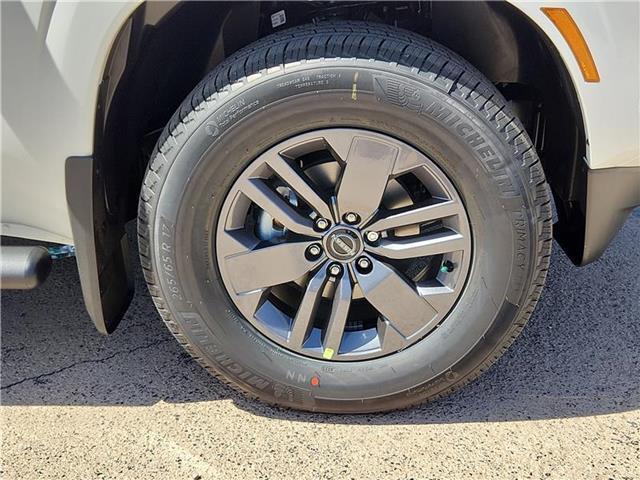 new 2025 Nissan Frontier car, priced at $39,925