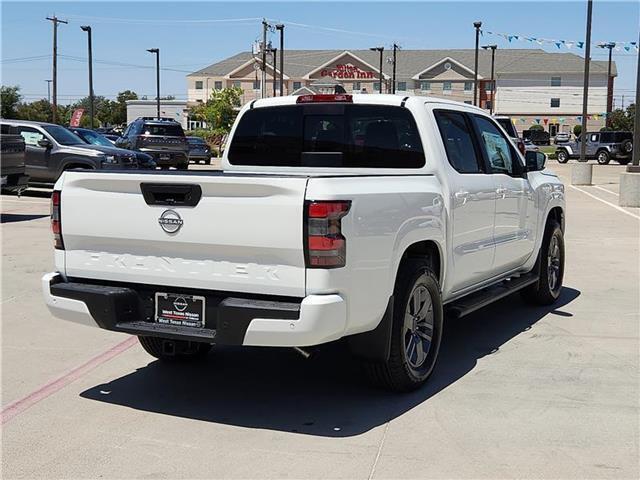 new 2025 Nissan Frontier car, priced at $39,925
