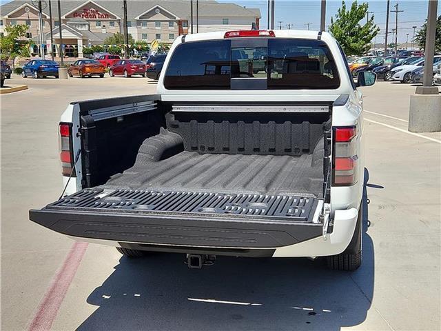 new 2025 Nissan Frontier car, priced at $39,925