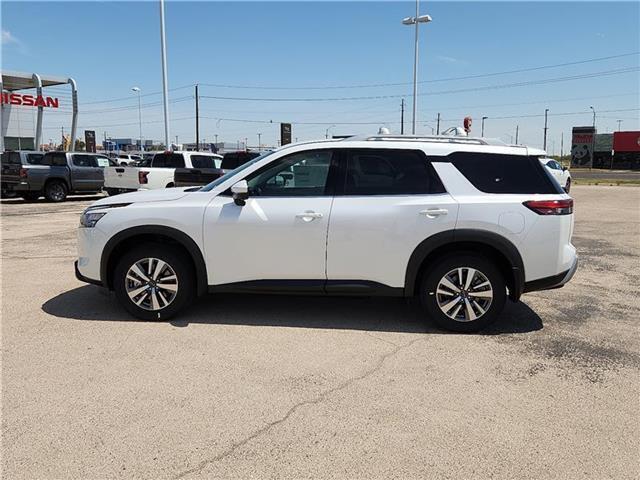 new 2025 Nissan Pathfinder car, priced at $45,865