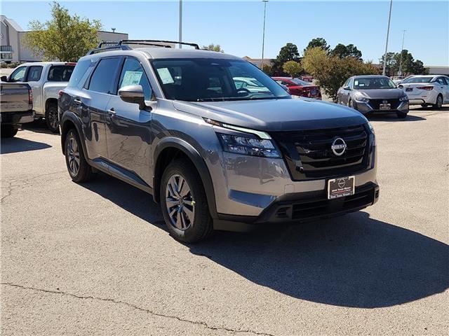 new 2025 Nissan Pathfinder car, priced at $42,745
