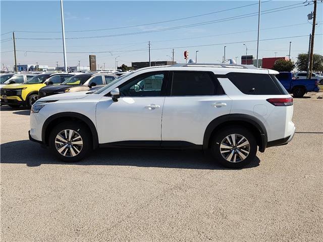 new 2025 Nissan Pathfinder car, priced at $45,390