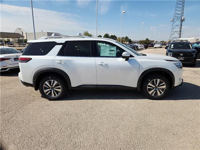new 2025 Nissan Pathfinder car, priced at $45,390