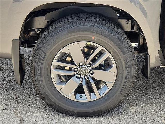 new 2025 Nissan Frontier car, priced at $39,925