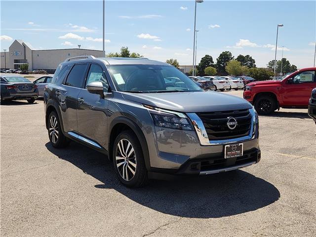 new 2025 Nissan Pathfinder car, priced at $51,075