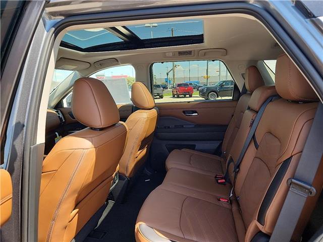 new 2025 Nissan Pathfinder car, priced at $51,075