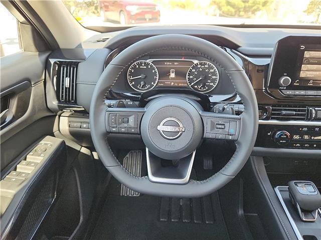 new 2025 Nissan Pathfinder car, priced at $42,375