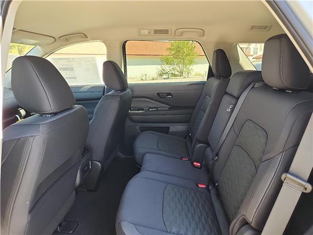 new 2025 Nissan Pathfinder car, priced at $42,375
