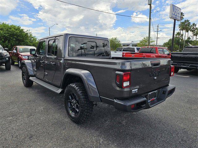 new 2025 Jeep Gladiator car, priced at $45,985