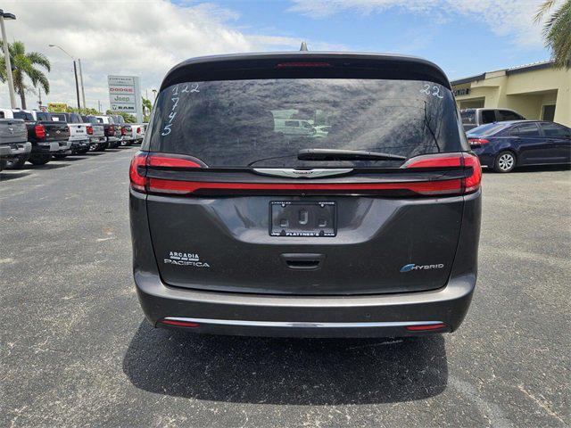 used 2022 Chrysler Pacifica Hybrid car, priced at $20,984