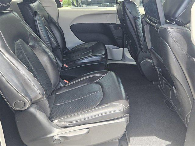 used 2022 Chrysler Pacifica Hybrid car, priced at $20,984