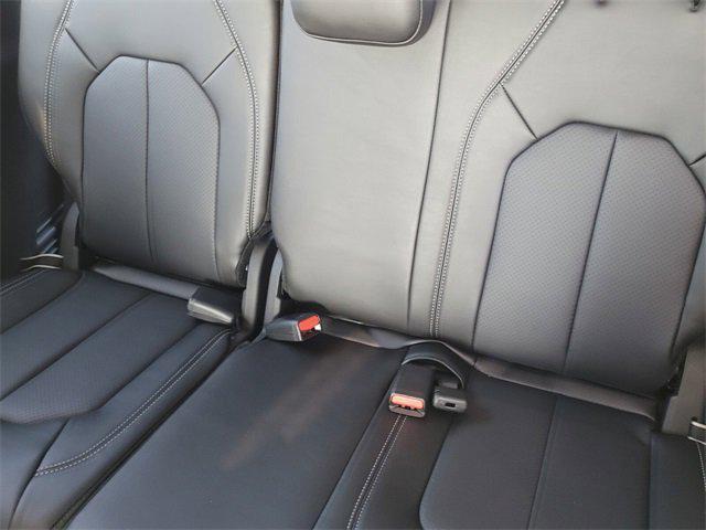 new 2025 Chrysler Pacifica car, priced at $38,984
