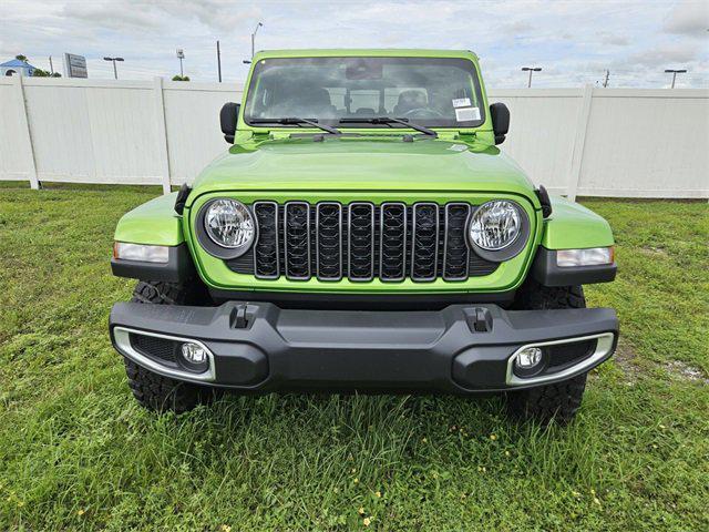 new 2025 Jeep Gladiator car, priced at $45,984