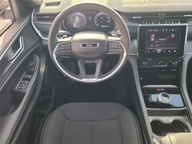new 2025 Jeep Grand Cherokee car, priced at $32,984