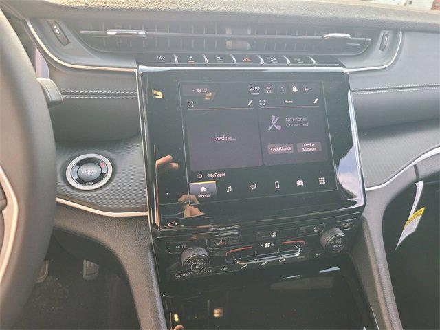 new 2025 Jeep Grand Cherokee car, priced at $32,984